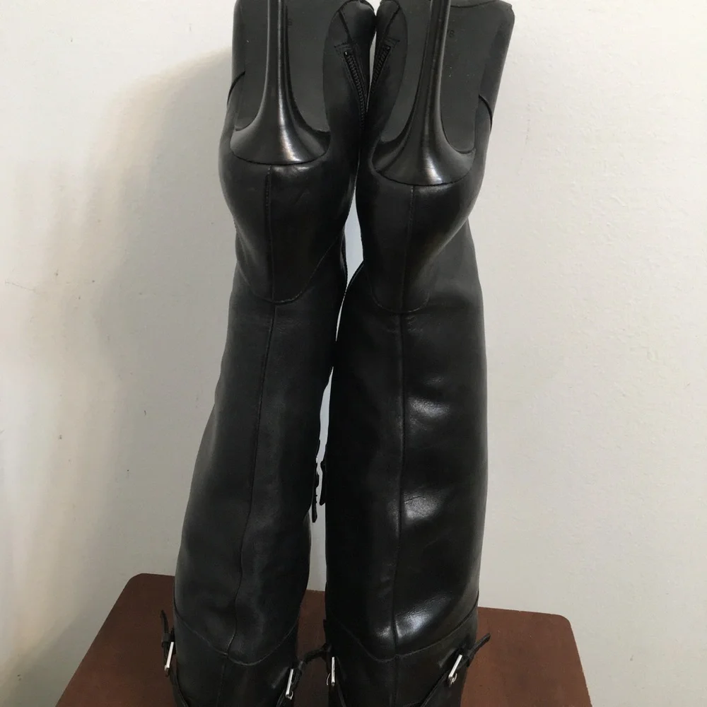Lauren Ralph Lauren Knee Leather Boots Size 7B - Picture 4 of 15